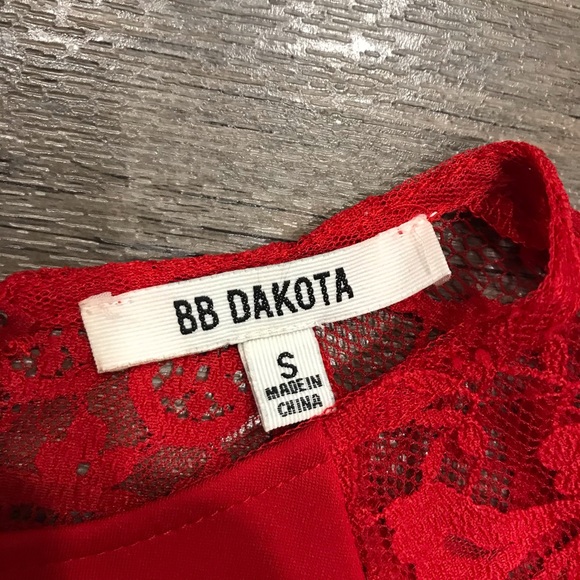 BB Dakota Yale Red Lace Fit and Flare Dress Small - Picture 5 of 8
